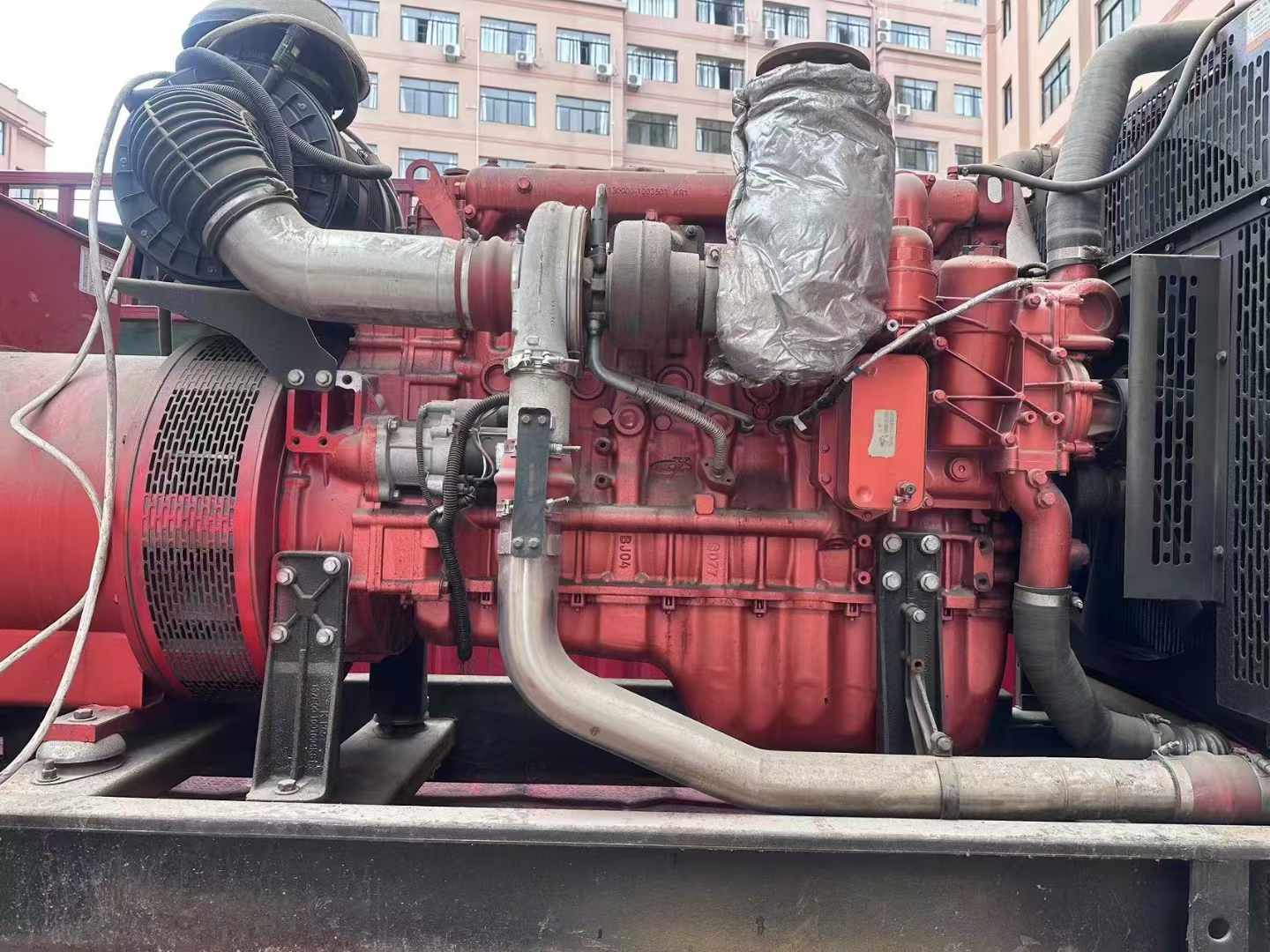 新乐如何选择适合 600kW 柴油发电机组的过载保护器？