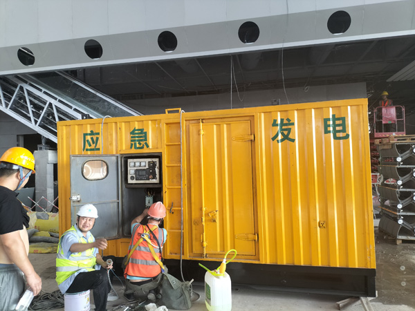 新乐怎样判断空气滤清器是否需要更换？